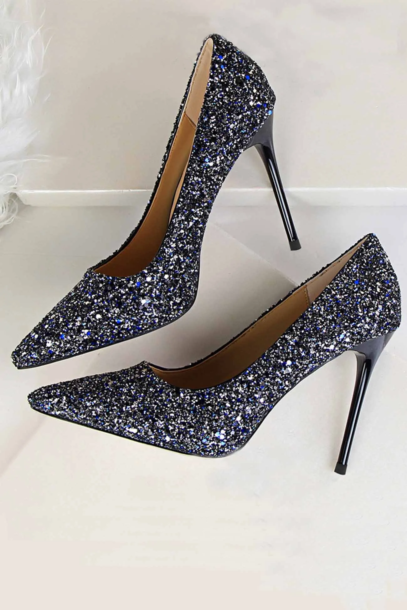 Amozae-Pointed Toe Sequined High Heels