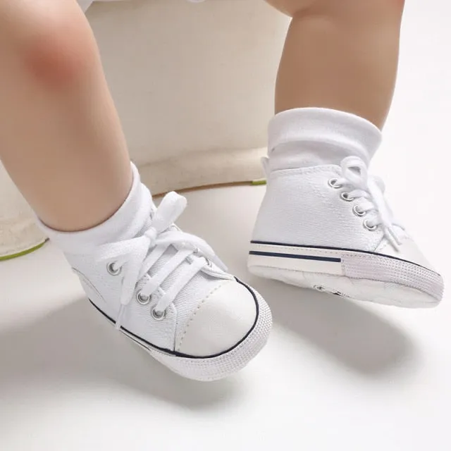 Classic Canvas Baby Sneakers (Unisex. 3 to 12M)